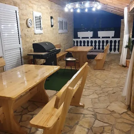 Villa Leonie *