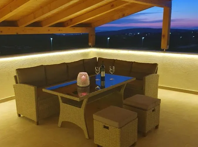 Leonie Вилла Debeljak